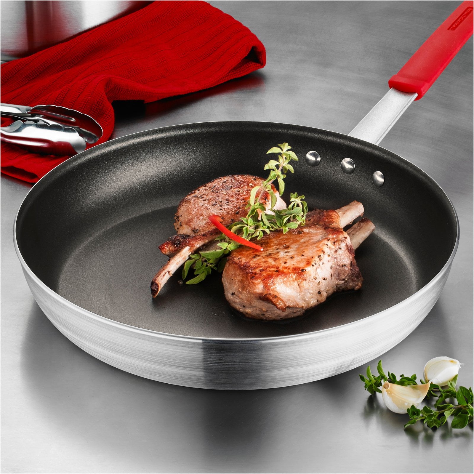 Tramontina Professional 10-Inch Non Stick Frying Pan, Heavy-Gauge Aluminum Skillet with Reinforced Nonstick Coating, Red Handle, Dishwasher and Oven Safe
